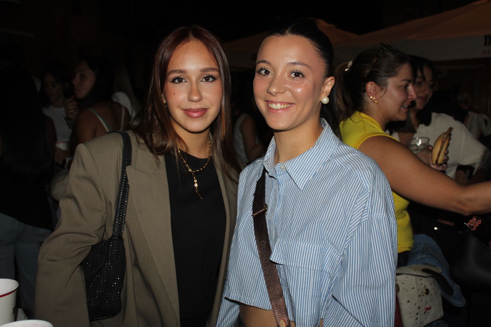 Ambiente en la Feria de Día en la tarde de este jueves