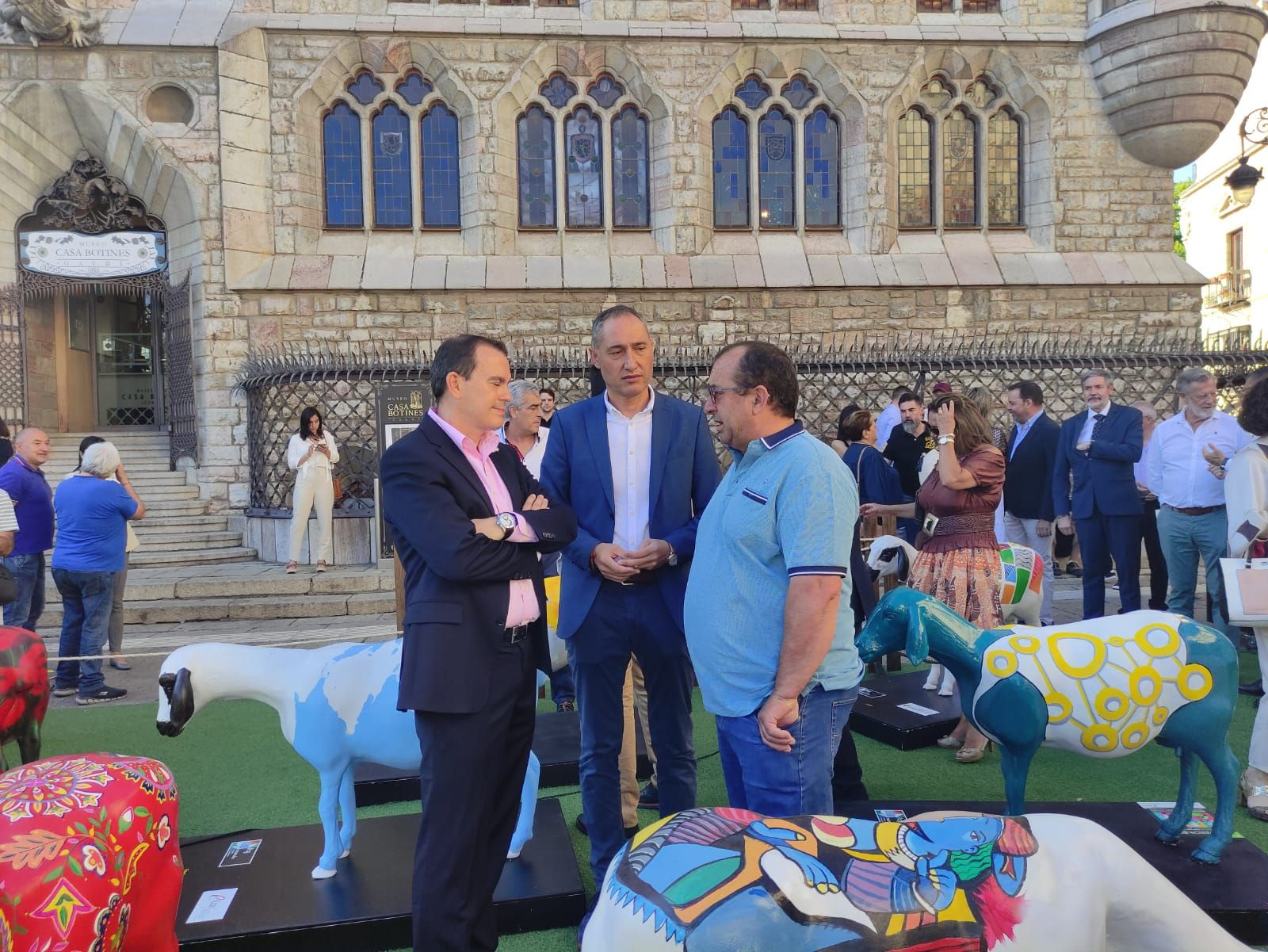 la-exposicion-ovejas-de-fromago-llega-al-centro-de-leon-6