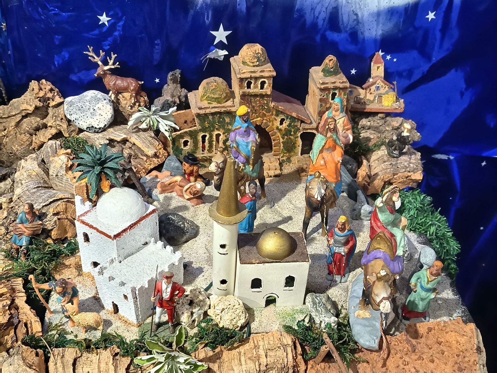 A.S.E. -  Belén situado en una vivienda de la calle Alfonso de Castro (2).jpg