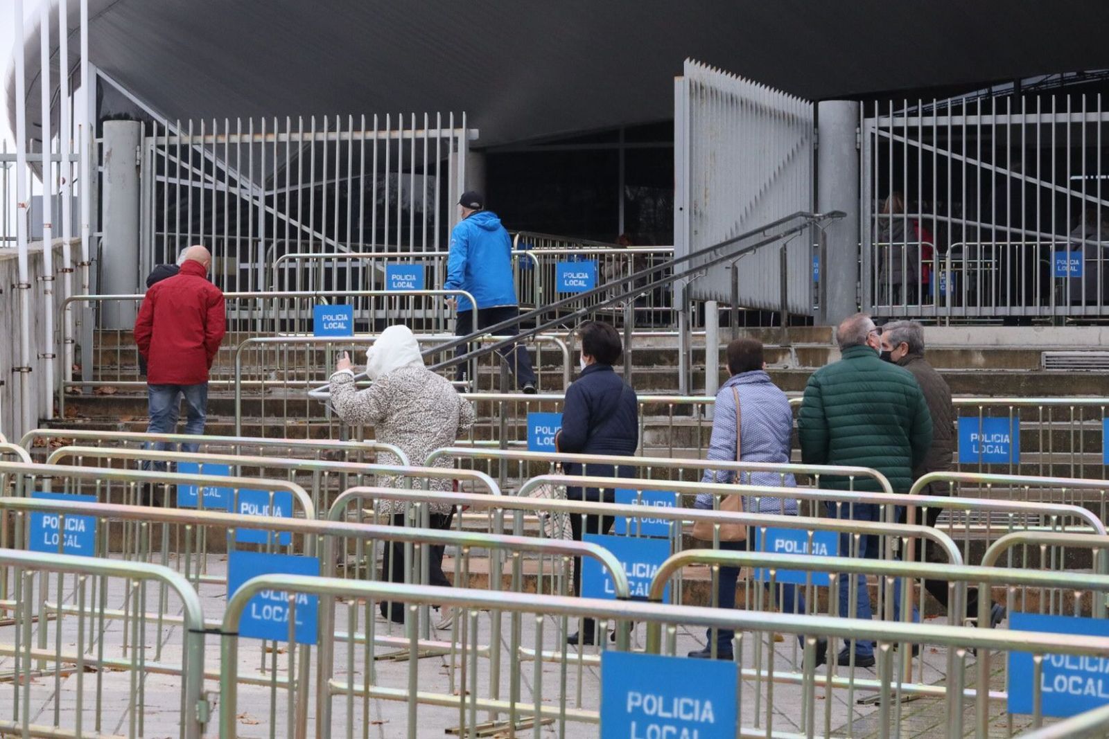 Vacunación en el Multiusos Sánchez Paraíso