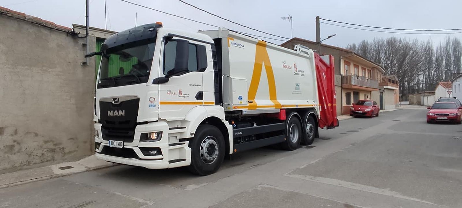 Camión basura mancomunidad Cantalapiedra Las Villas