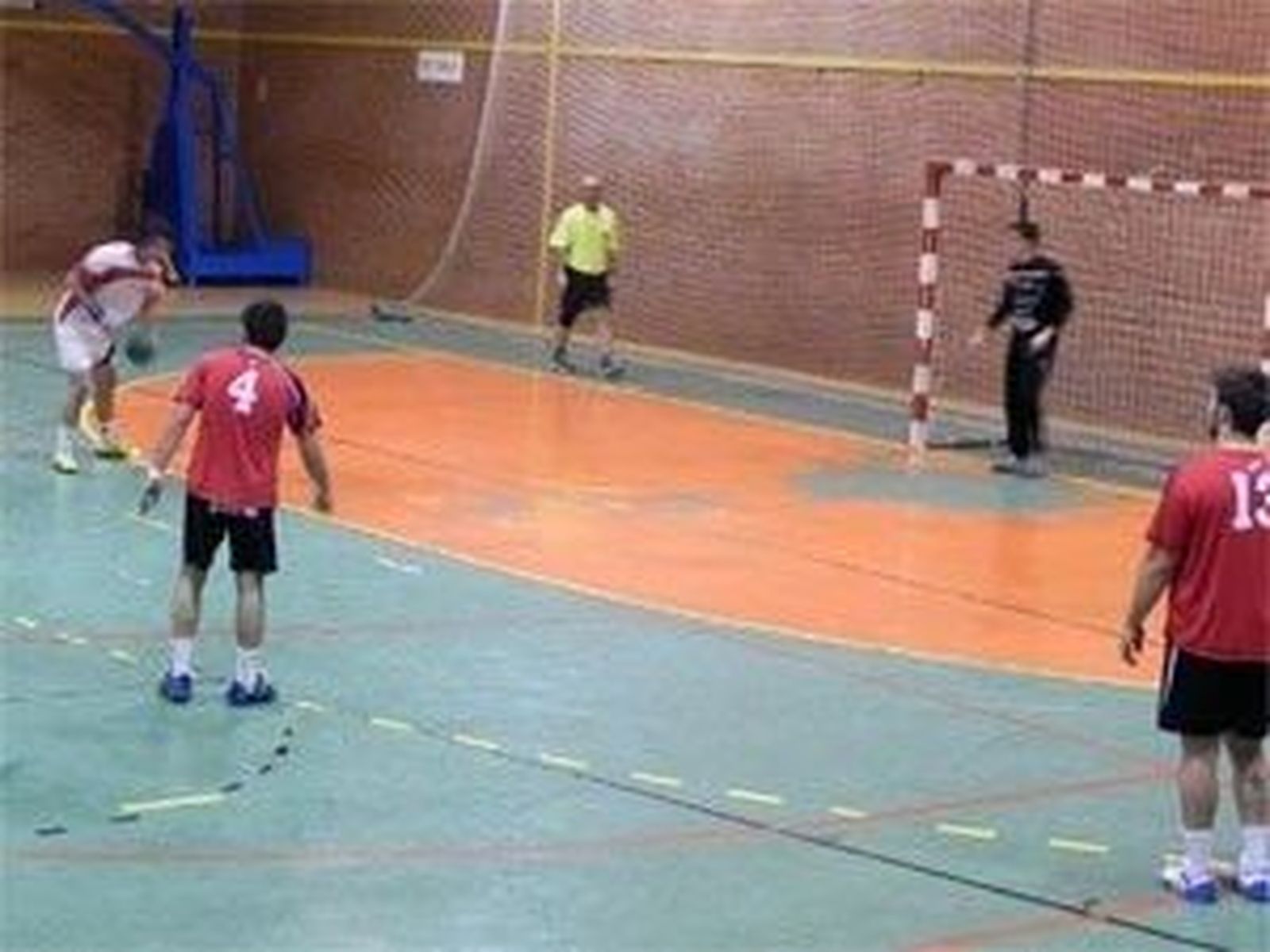 El Polideportivo Bejarano, en el campeonato regional infantil de balonmano