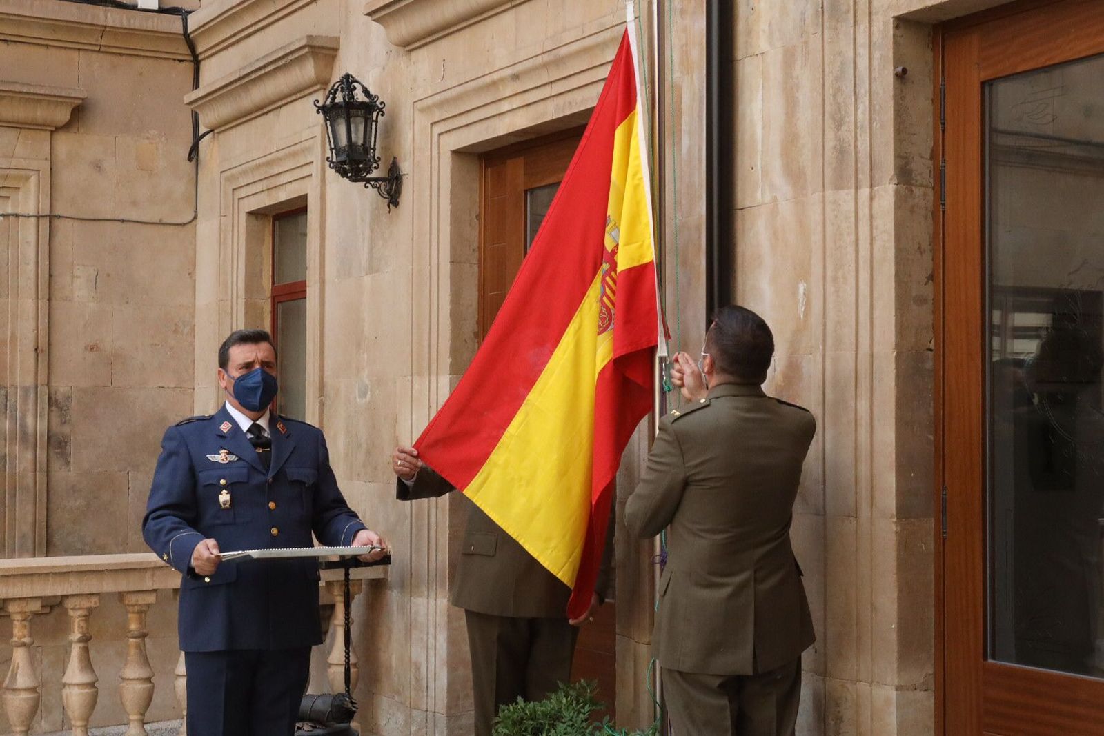 Homenaje a los caídos en el Día de la Subdelegación de Defensa en Salamanca 2021. Vídeo Salamanca24horas