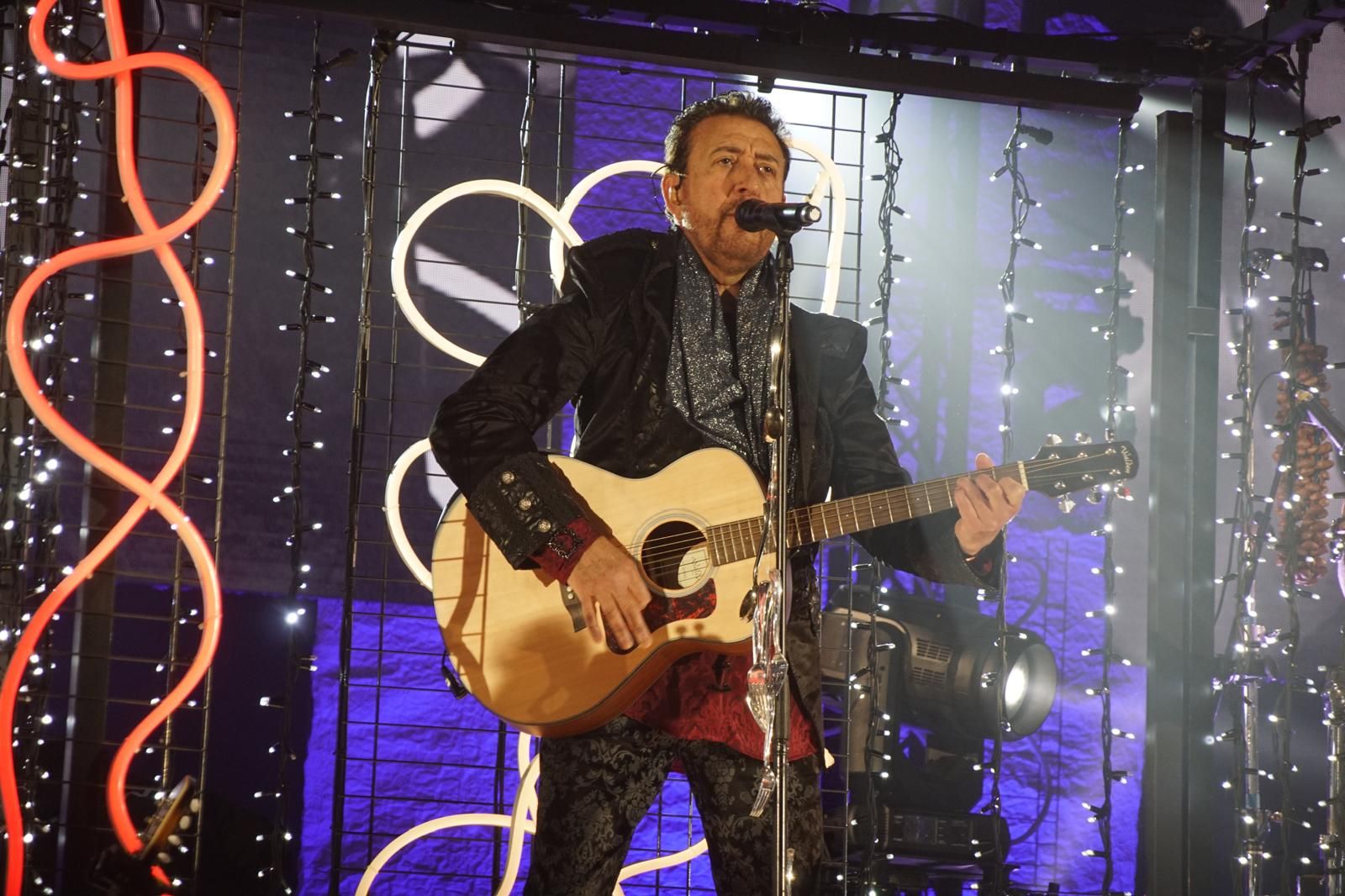 concierto-de-manolo-garcia-en-el-multiusos-sanchez-paraiso-fotos-juanes-46