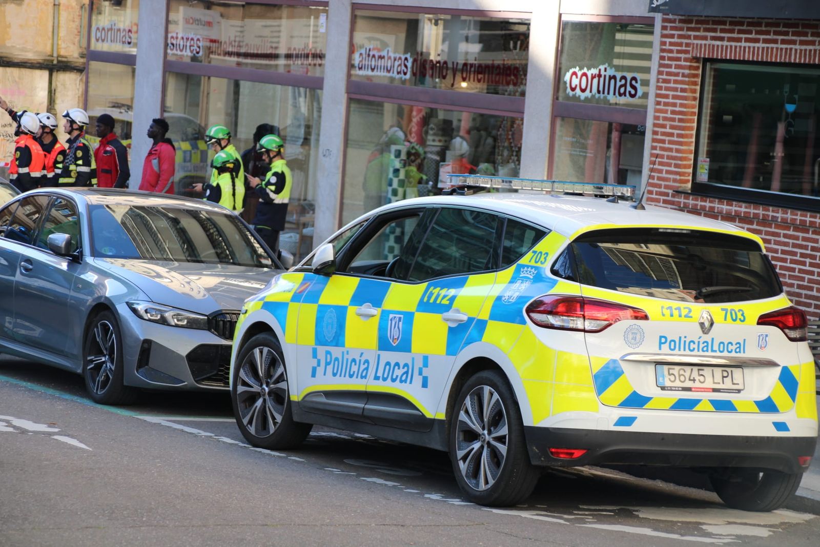 comprobacion-de-un-andamio-en-la-plaza-de-julian-sanchez-el-charro-fotos-s24h-10