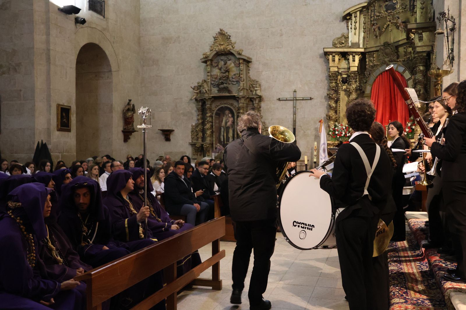 suspension-de-la-procesion-del-santo-entierro-de-fuentesauco-12