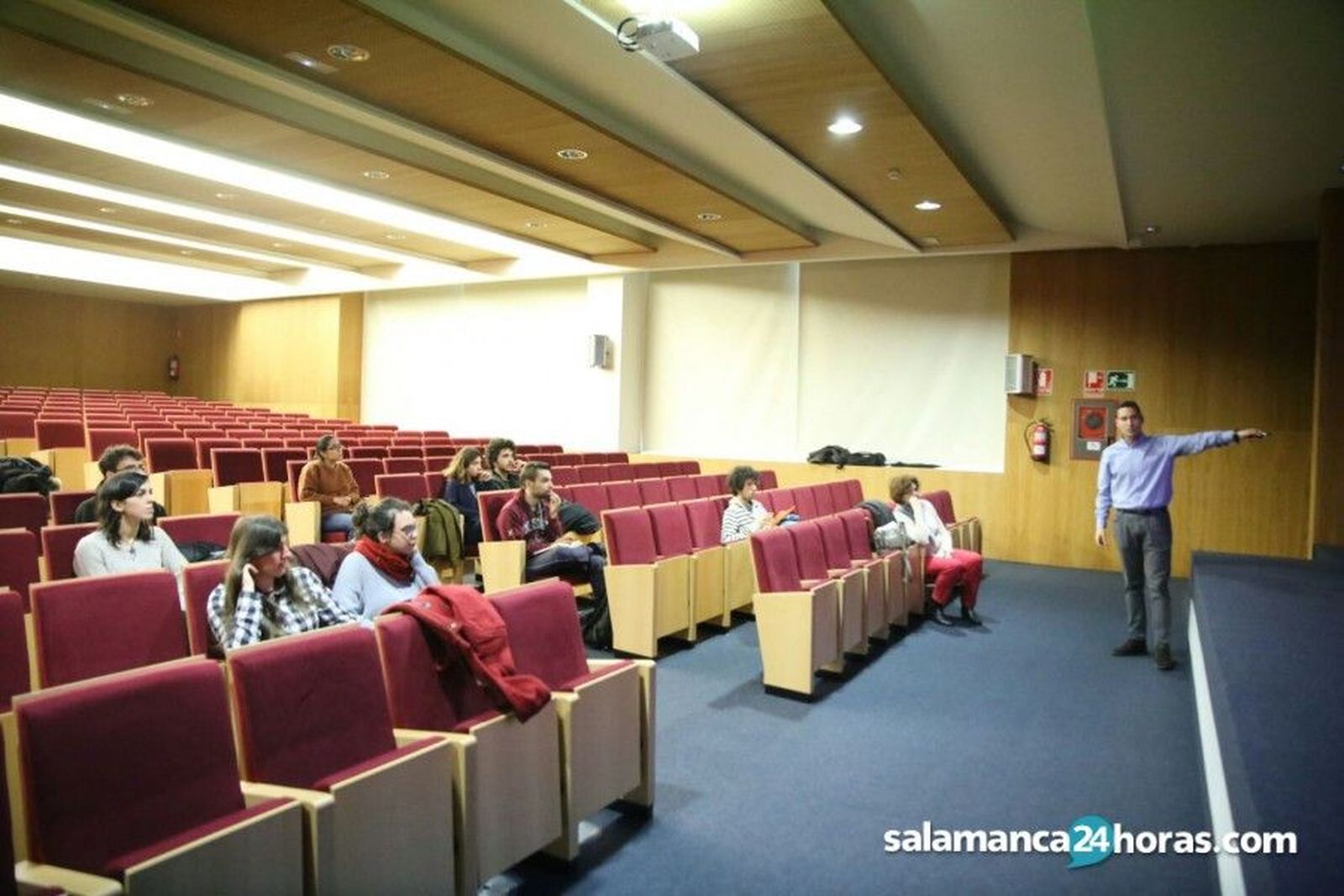 Salon actos Dioscórides