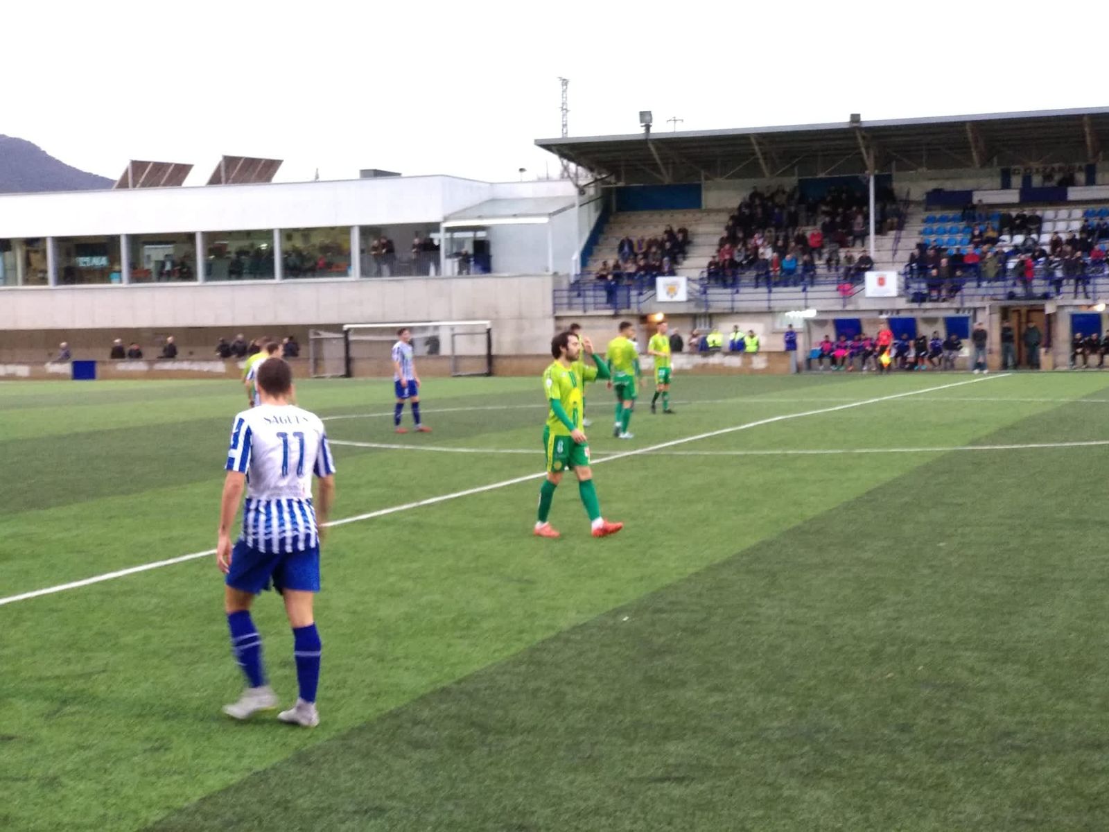 028D1FFA F5C8 4116 A2BC 042235445FE9