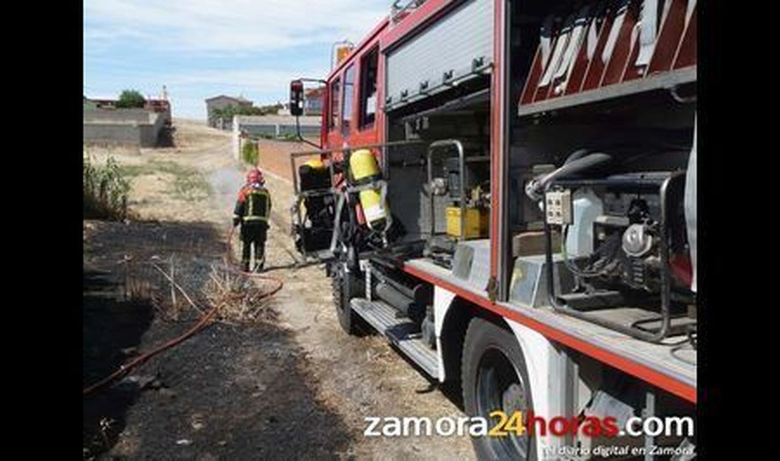 Incendio en una nave de La Alberca
