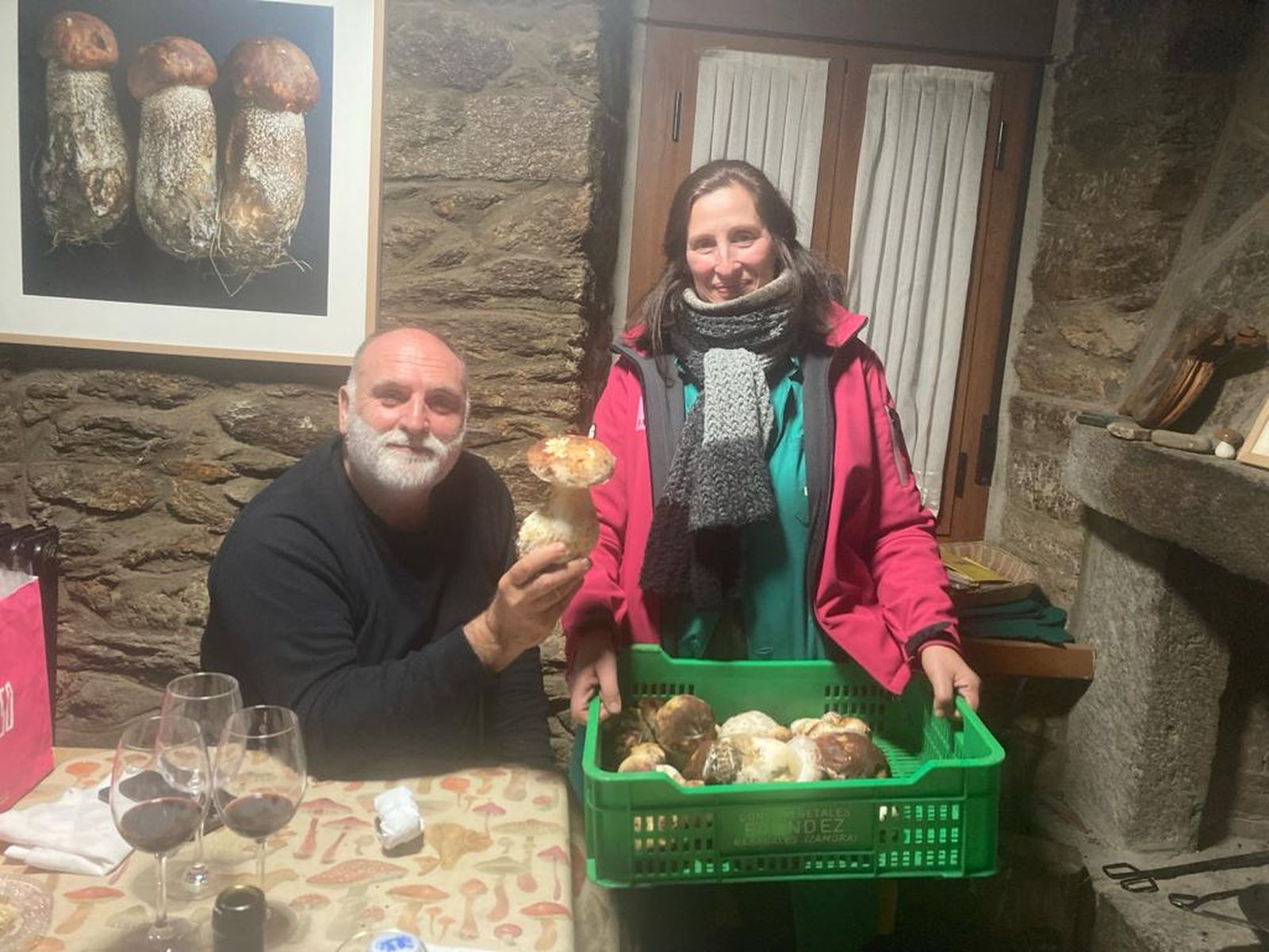 El afamado chef José Andrés se rinde a los encantos micológicos de Zamora