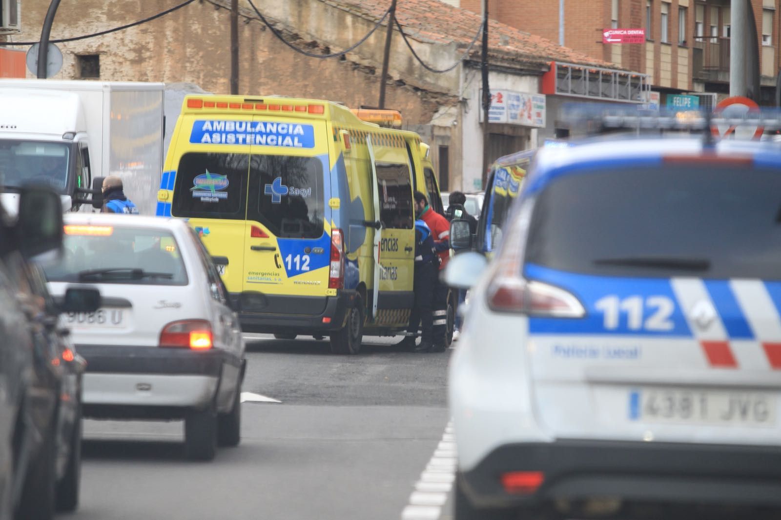 Ambulancia Policía Local carretera Ledesma (11)