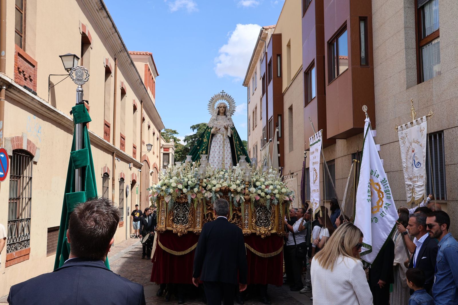 Procesión extraordinaria de la Virgen de La Esperanza