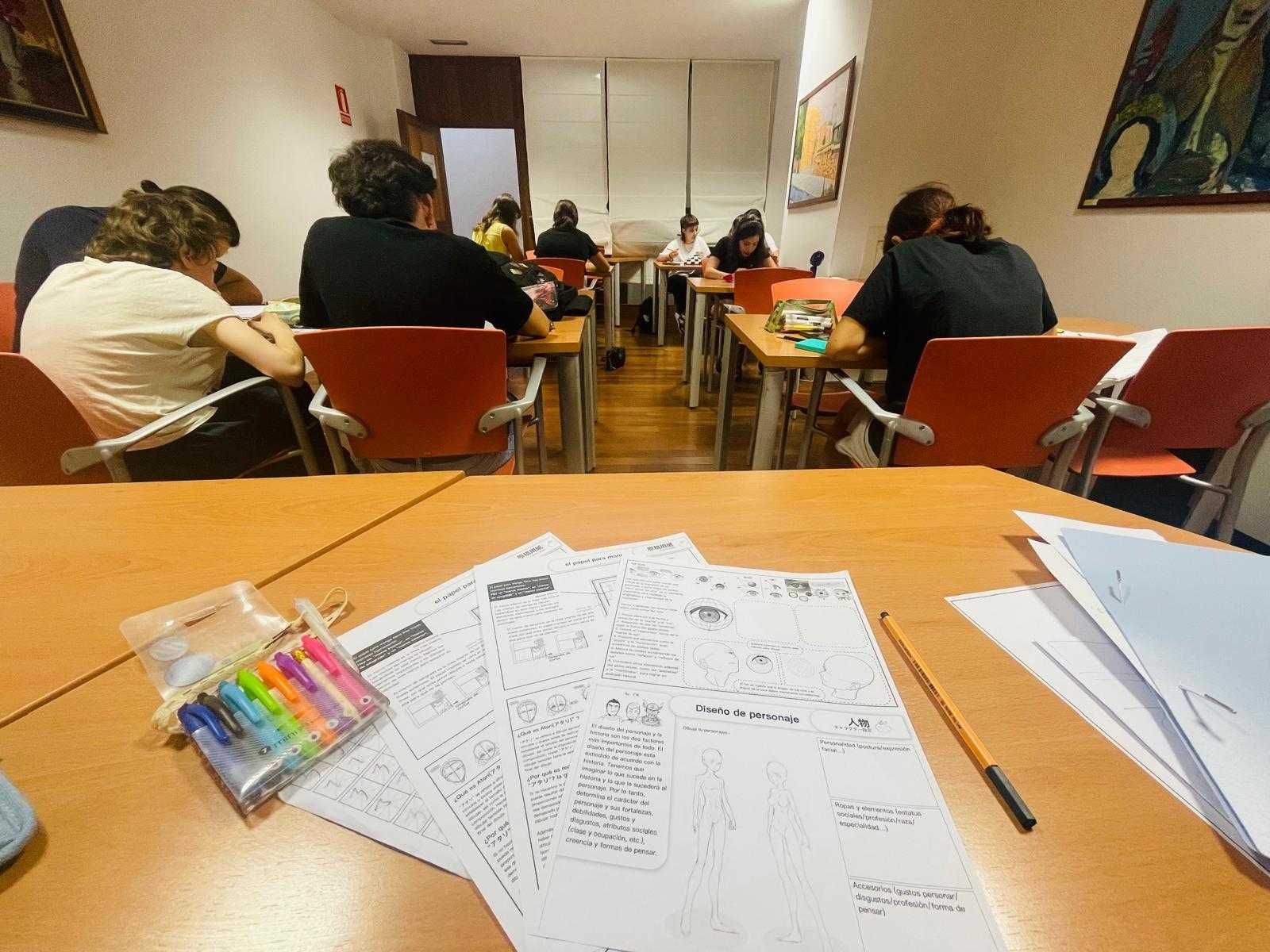 El taller de Manga y las actividades de verano se desarrollan activamente