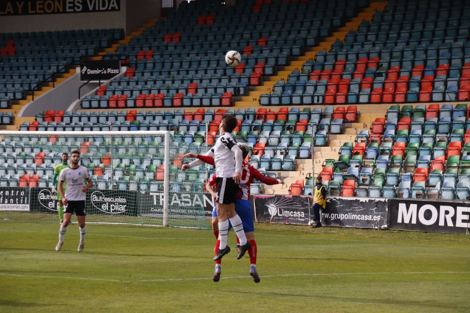 20220327162710-mg-8045