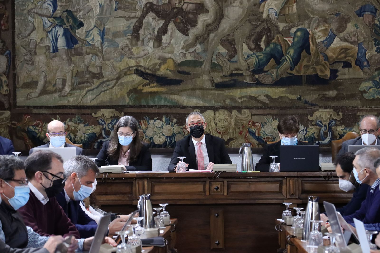 Mesa presidencial  David Díez, María José Rodríguez Conde, Ricardo Rivero, Josefa García Barrado y José Miguel Mateos Roco
