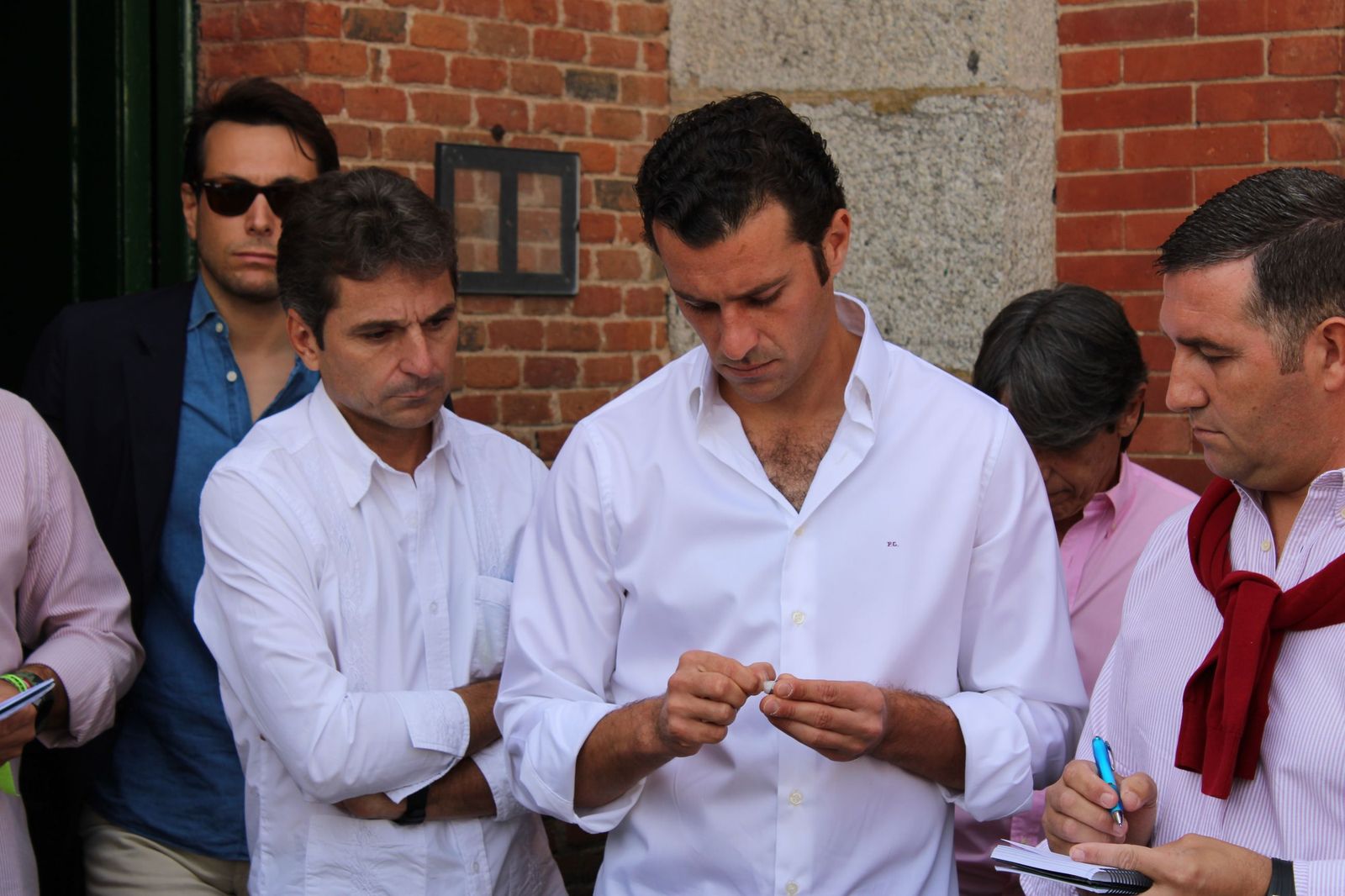 Sorteo de la corrida de Vellosino para Damián Castaño, Diego San Román e Ismael Martín en La Glorieta