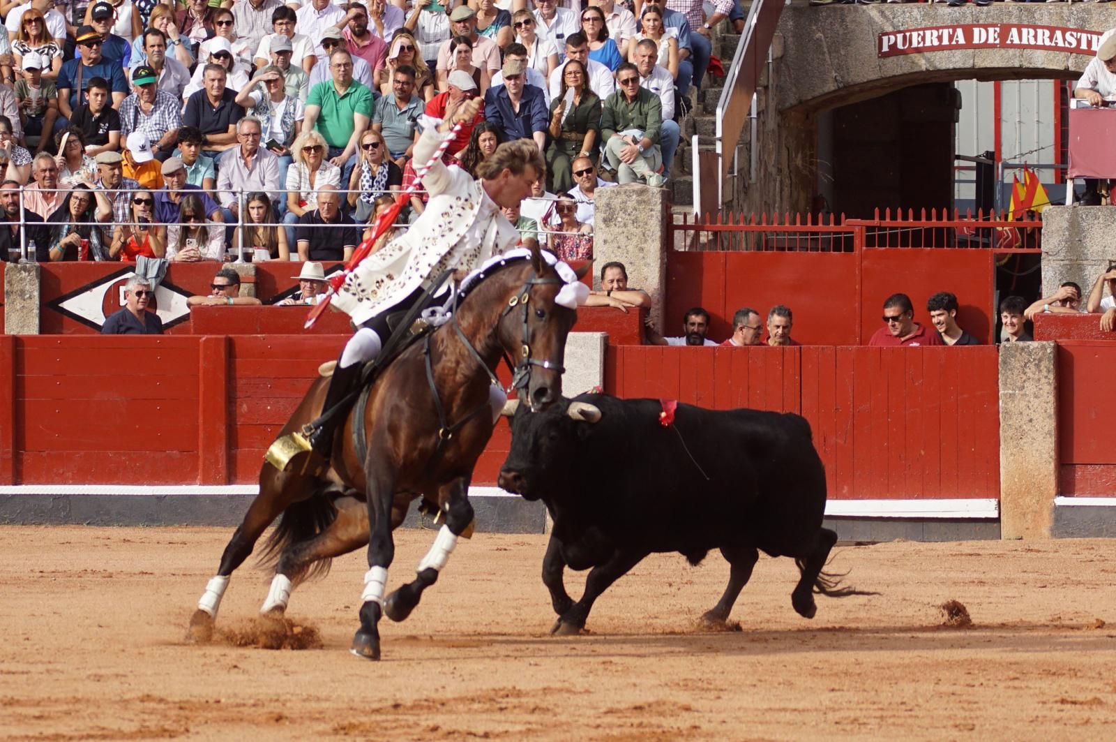 Exhibición de rejoneo en La Glorieta a cargo de Diego Ventura, Rui Fernandes y Sergio Galán