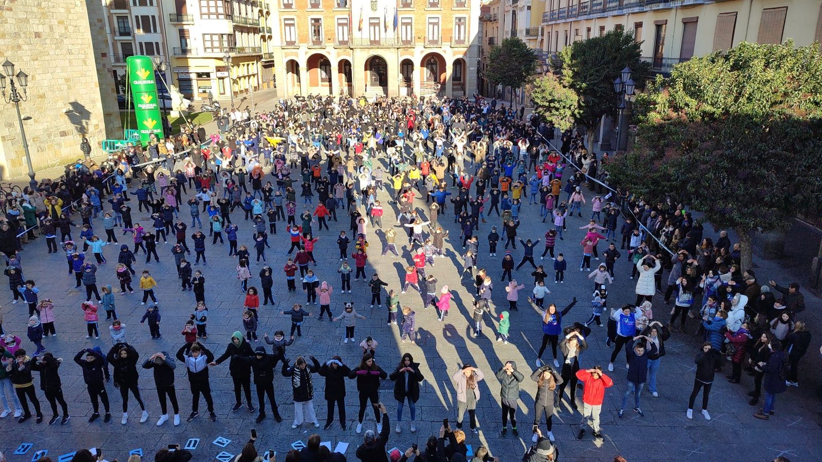 el-colegio-medalla-milagrosa-baila-por-la-paz-22