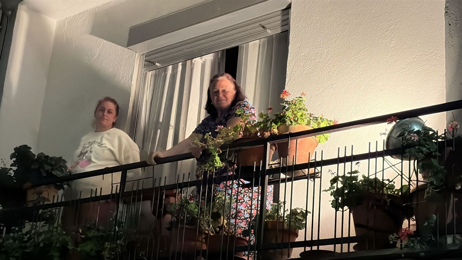 Desfile de carrozas en Pereña