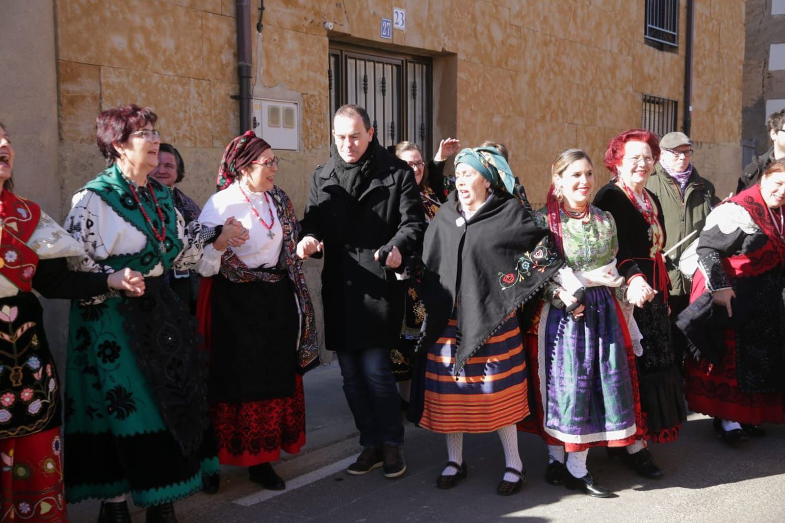 Las Águedas llegan a Moraleja del Vino (1)