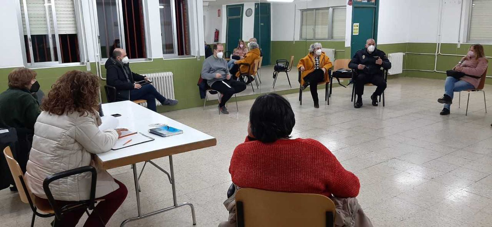 Reunión subdelegada con vecinos Pizarrales y Barrio Blanco