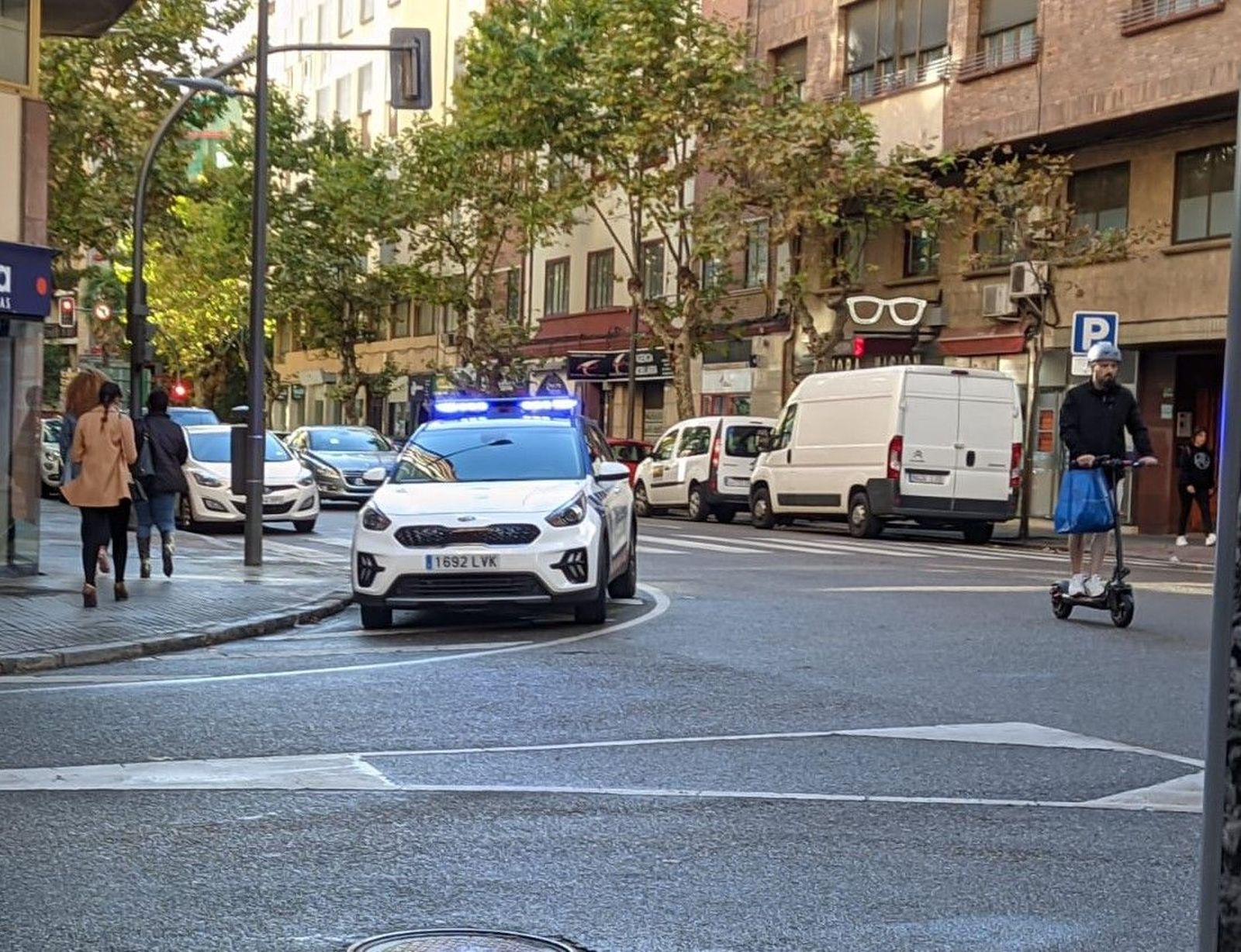 Un usuario de patinete eléctrico en Zamora