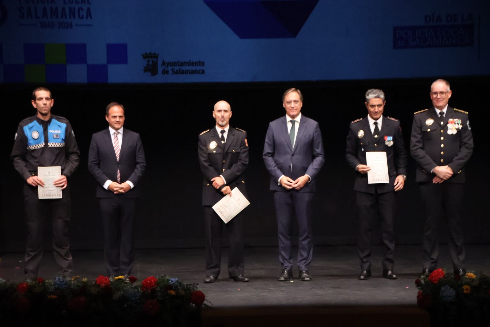 Día de la Policía Local en el Teatro Liceo