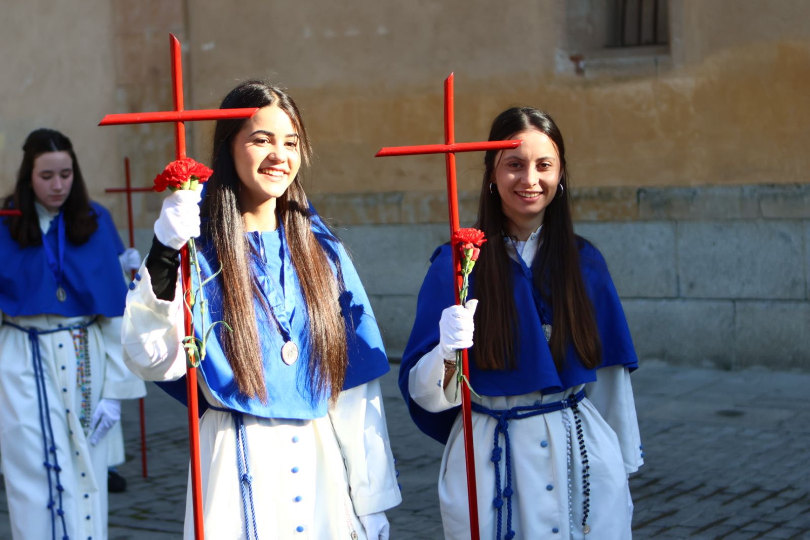 Procesión del encuentro de Nuestra Señora de la Alegría y Jesús Resucitado en el Domingo de Resurrección en Salamanca