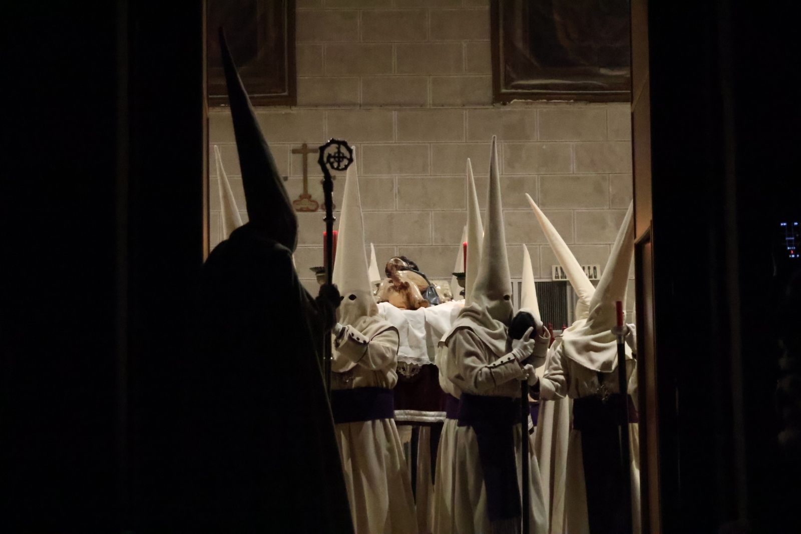 GALERÍA | Revive en imágenes la procesión de Jesús Yacente