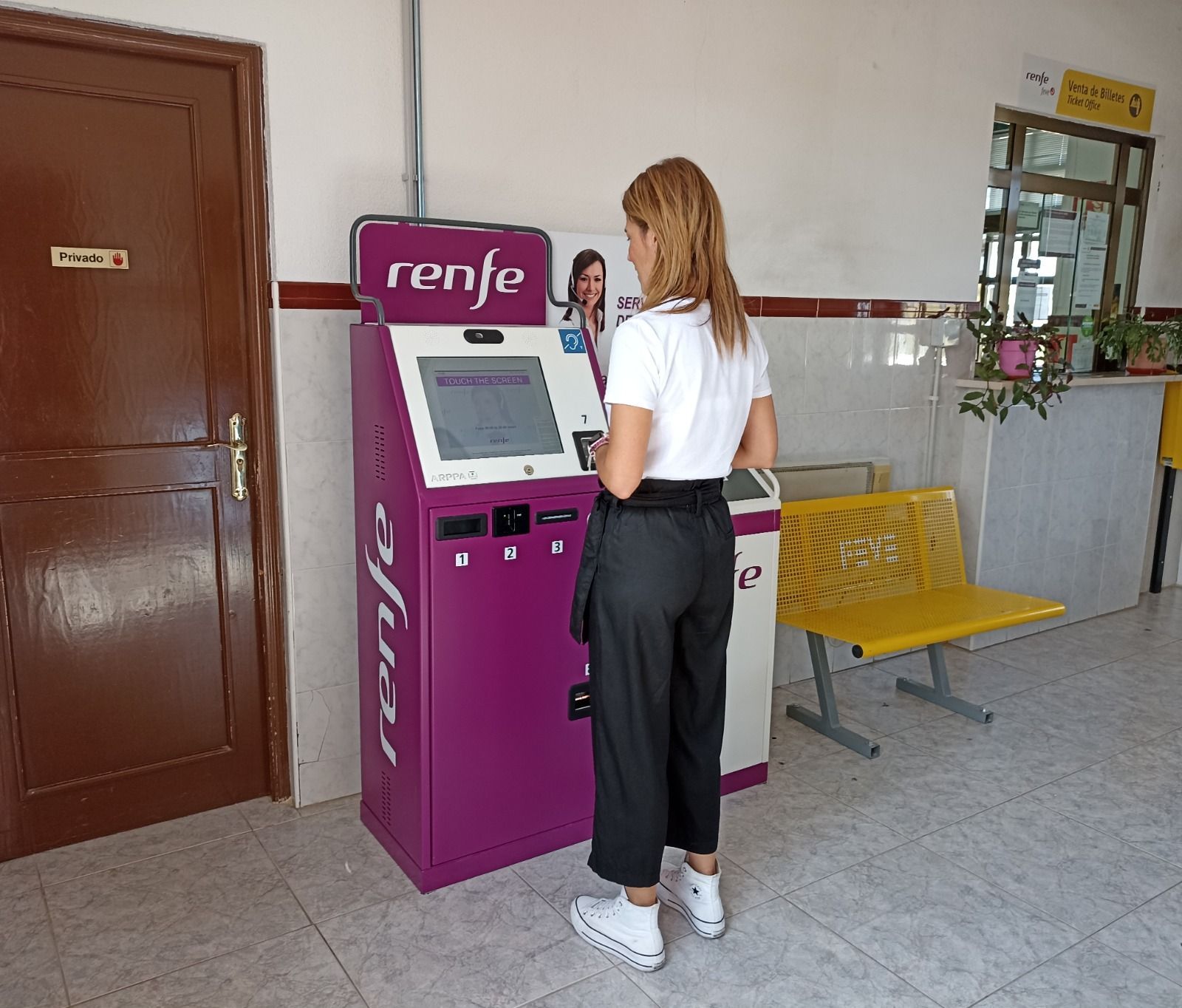 Renfe máquinas.  Foto de archivo