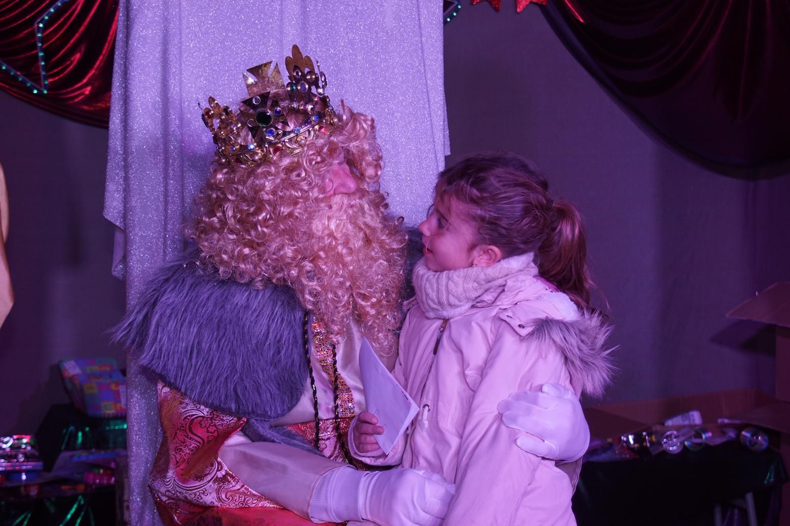 Los Reyes Magos reciben las cartas de los niños de El Encinar