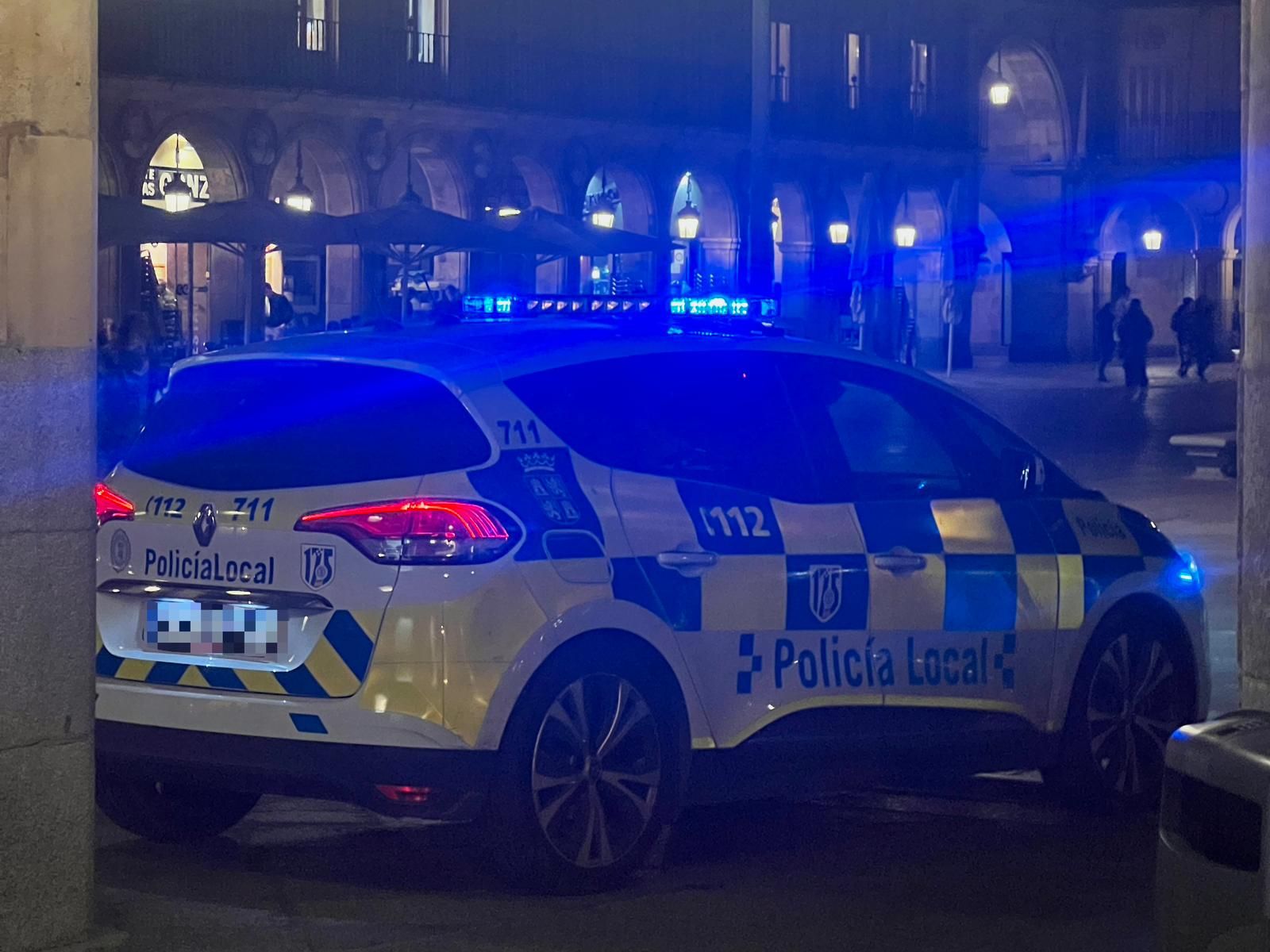 Coche Policía Local Plaza Mayor