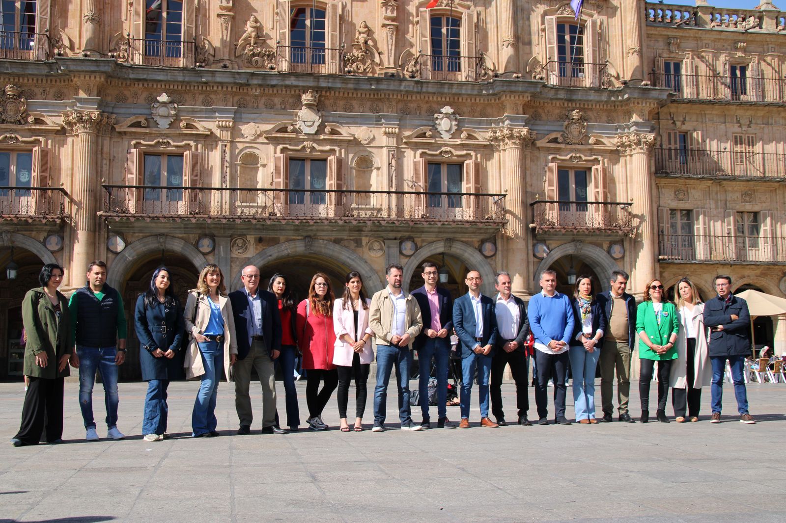 luis-tudanca-david-serrada-y-jose-luis-mateos-mantienen-un-encuentro-c-21