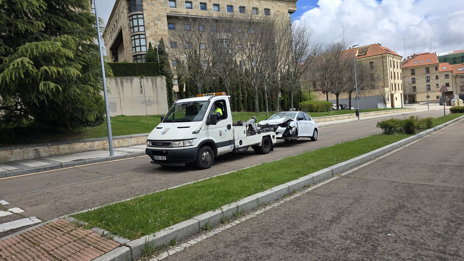 whatsapp-image-2025-04-15-at-13-27-02