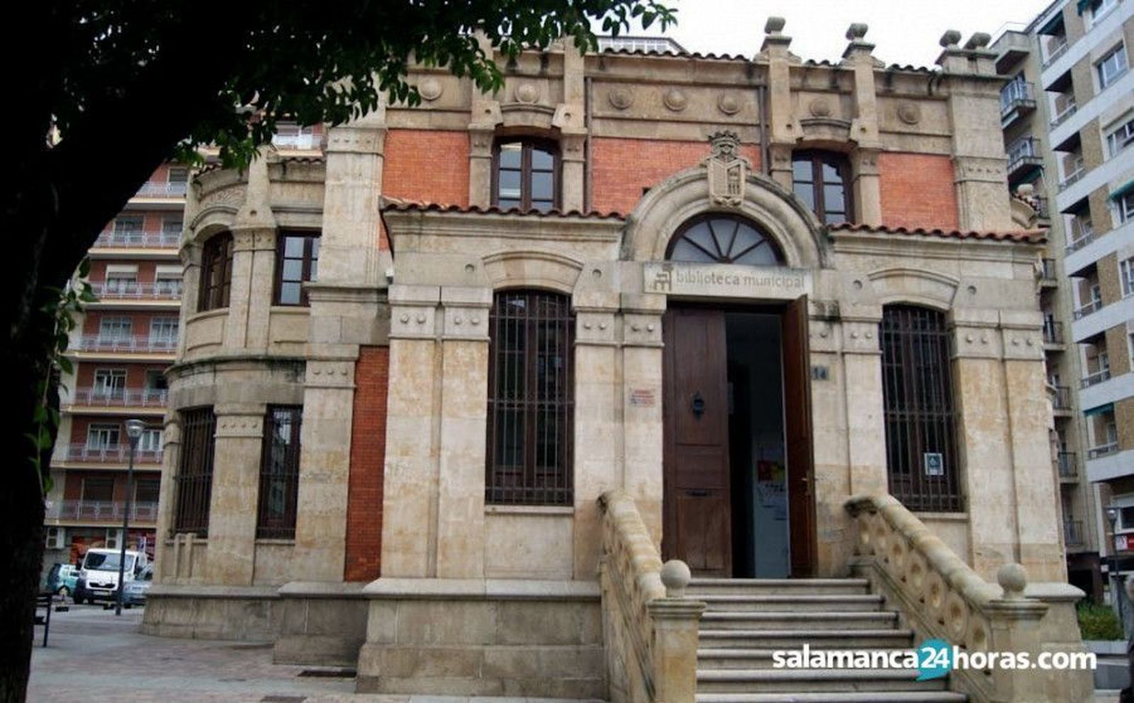 La biblioteca municipal Gabriel y Galán. Foto de archivo