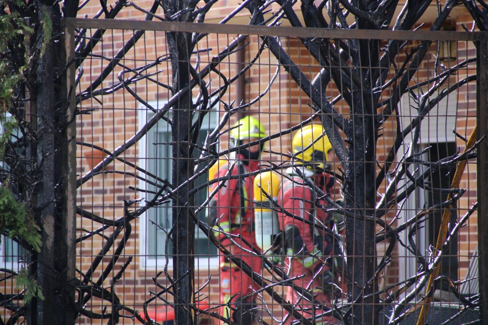 Incendio en una casa de Villamayor junto al Parque Científico
