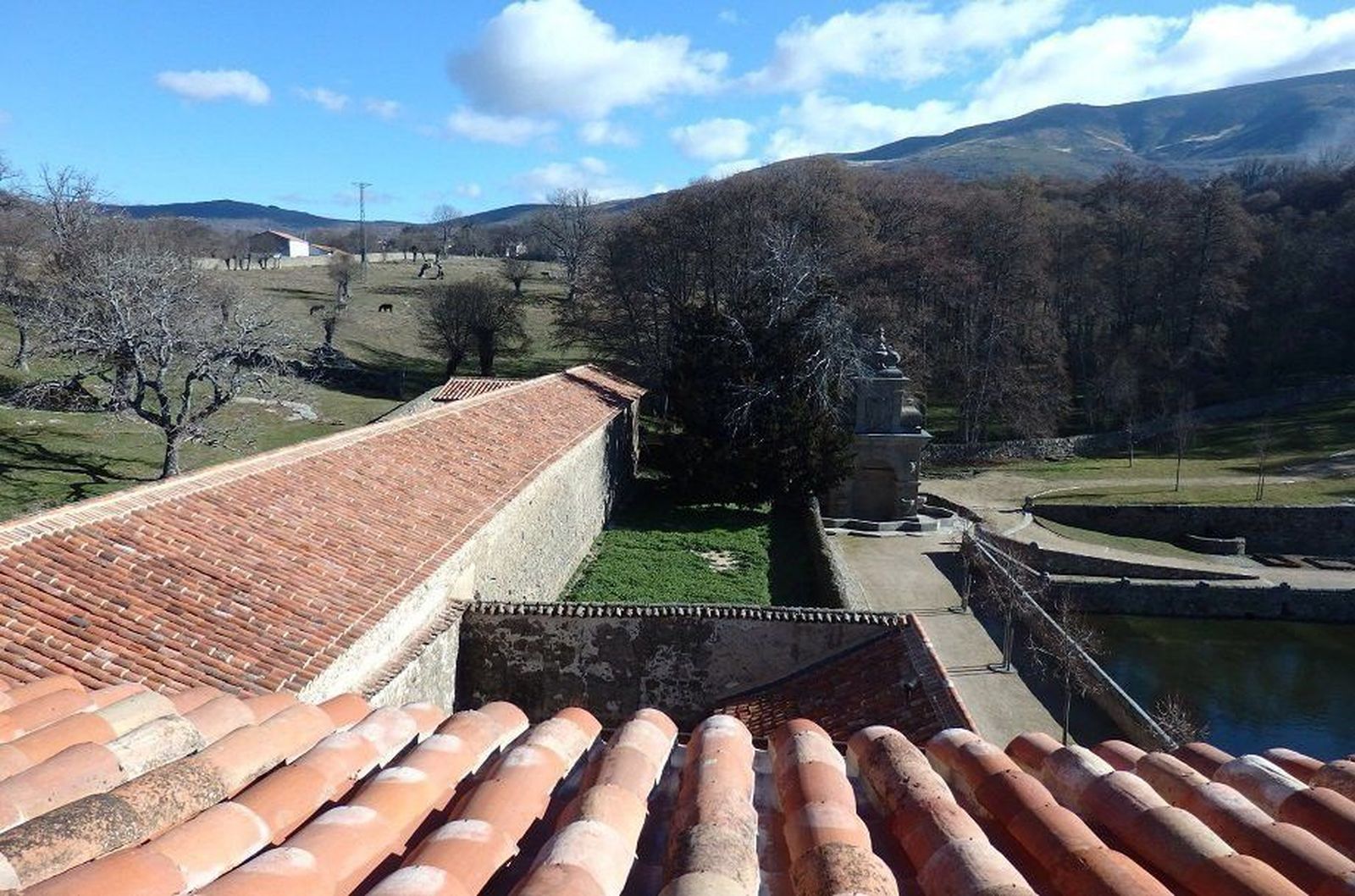 La Plataforma de Defensa de El Bosque de Béjar, satisfecha con las obras de restauración de las cubiertas 