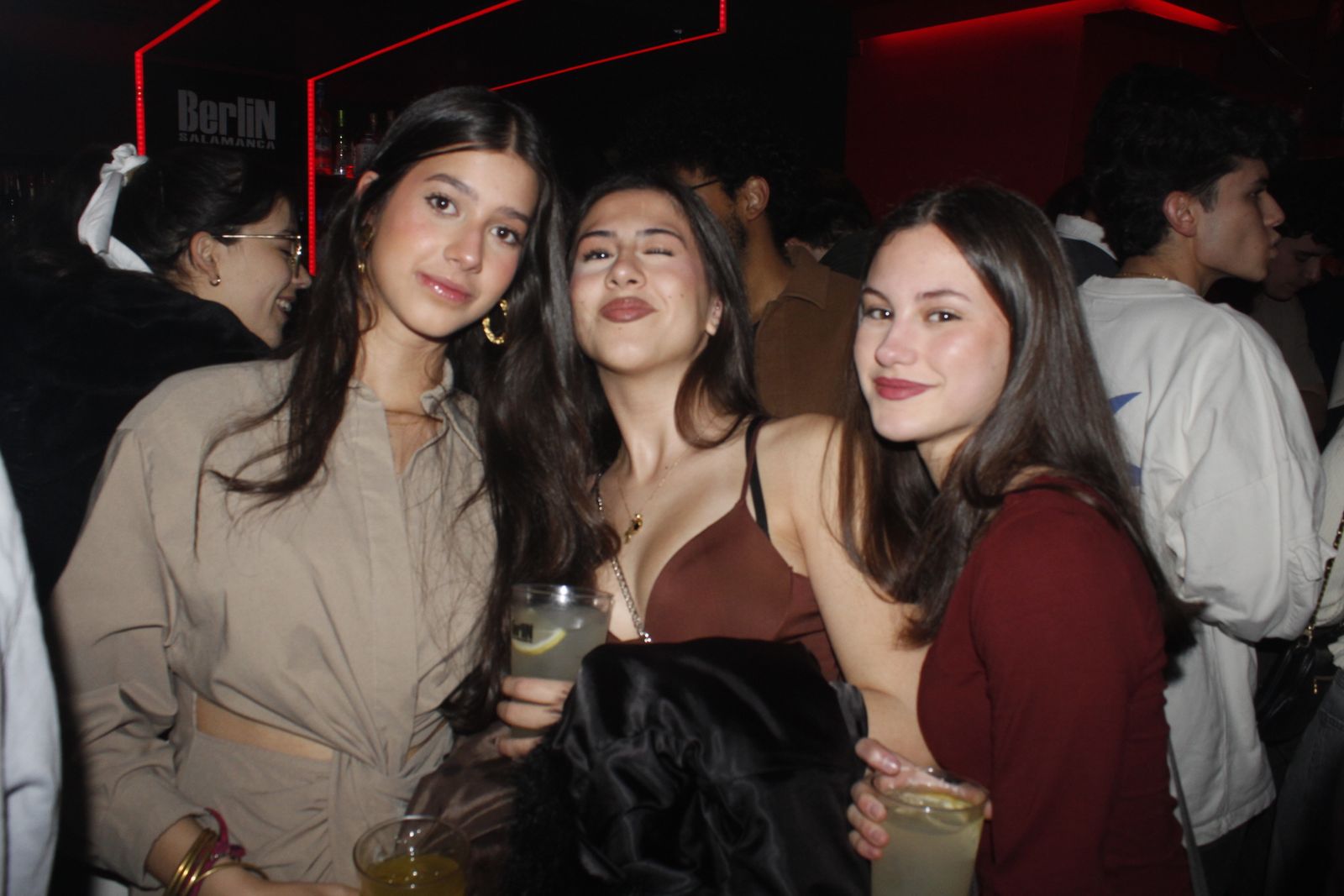 Salamanca de noche, sábado 21 de marzo