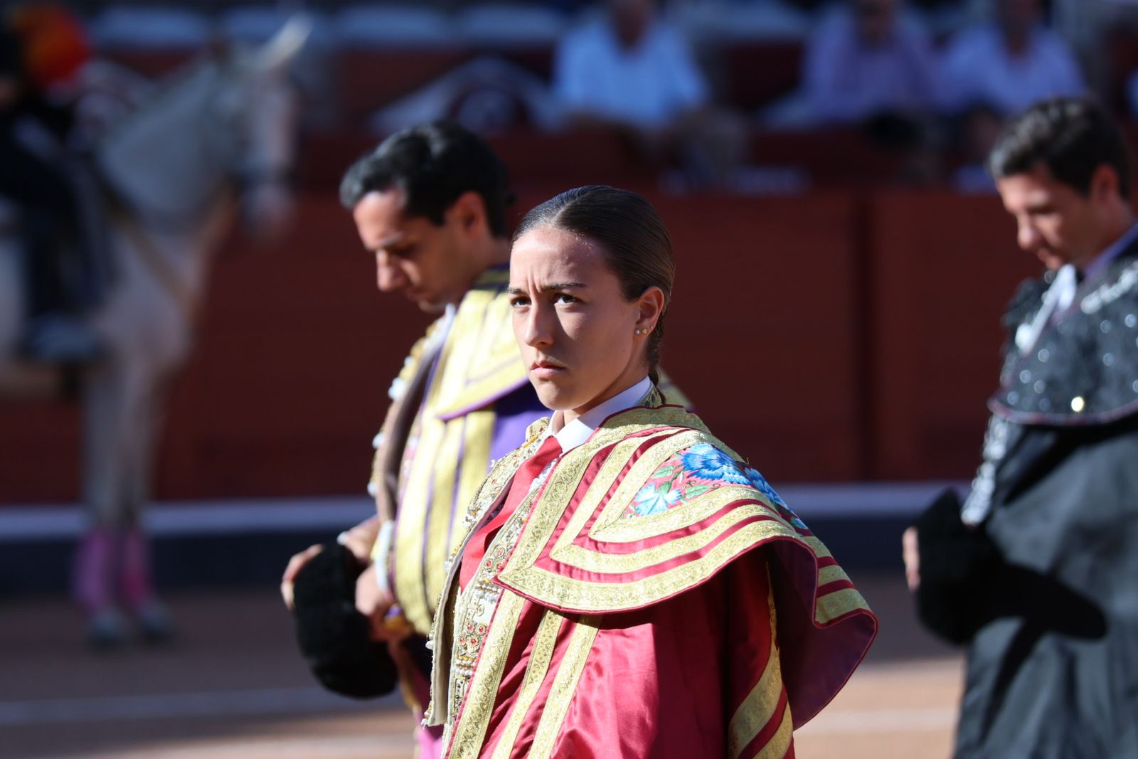 La Glorieta revive el aroma de la feria taurina con el primer festejo: Lea Vicens, Raquel Martín y Olga Casado