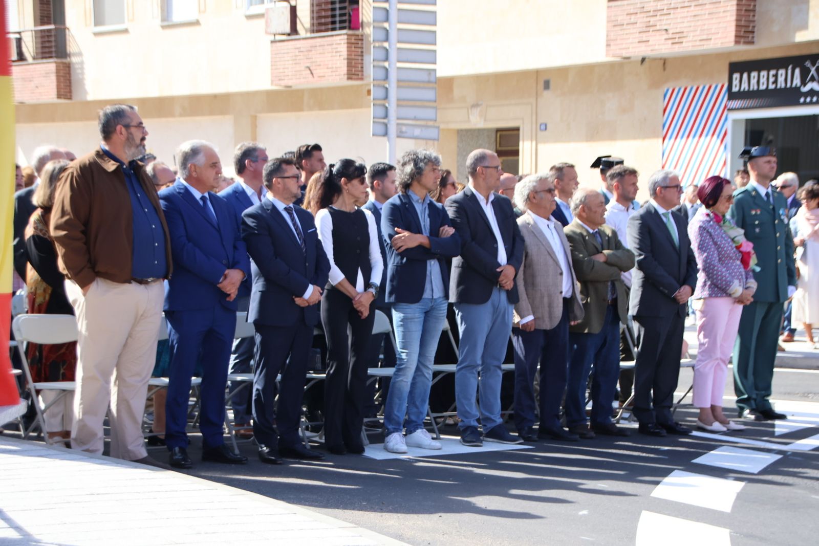 Inauguración glorieta a la Guardia Civil en Villares de la Reina