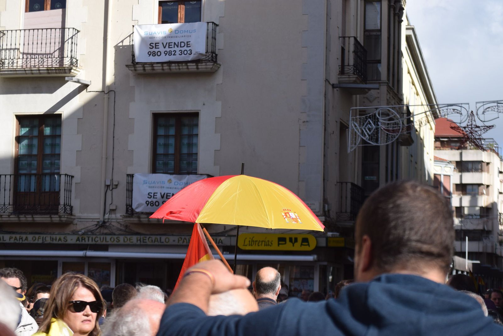 concentracion-del-pp-contra-la-amnistia-58