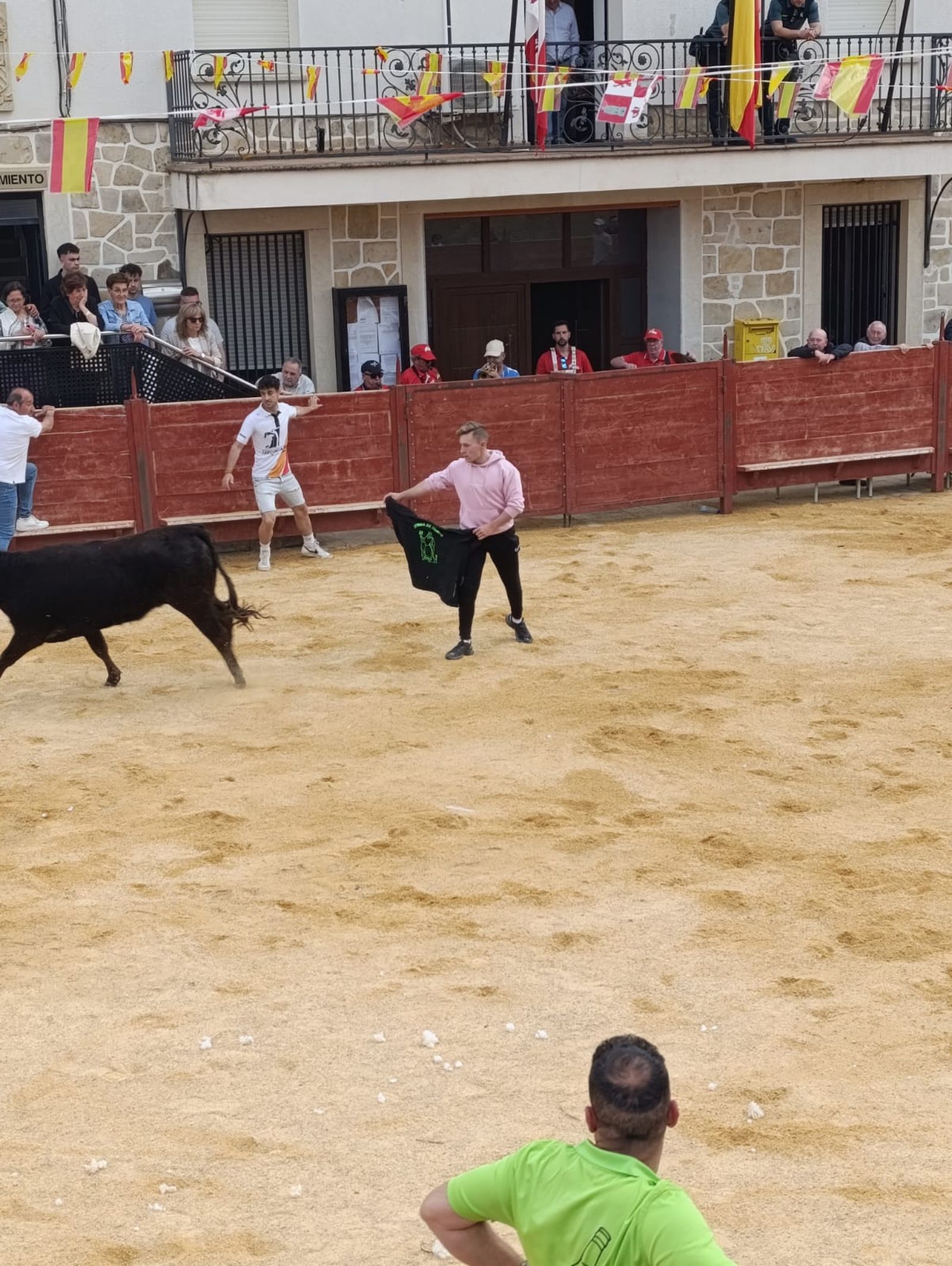 whatsapp-image-2025-05-17-at-19-37-21-3