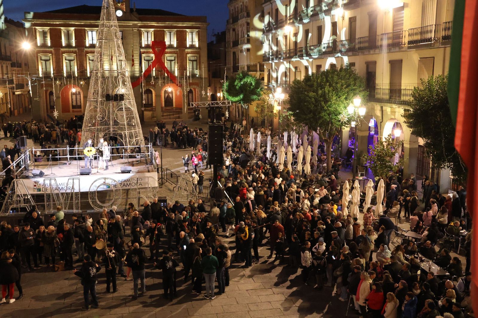 Encendido navideño en Zamora 2025 (25).JPG