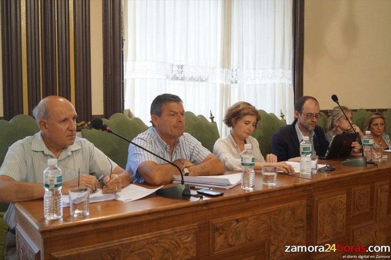 El PSOE plantea el debate sobre la bajada de impuestos "tras el incremento de un 35% en los dos últimos años"
