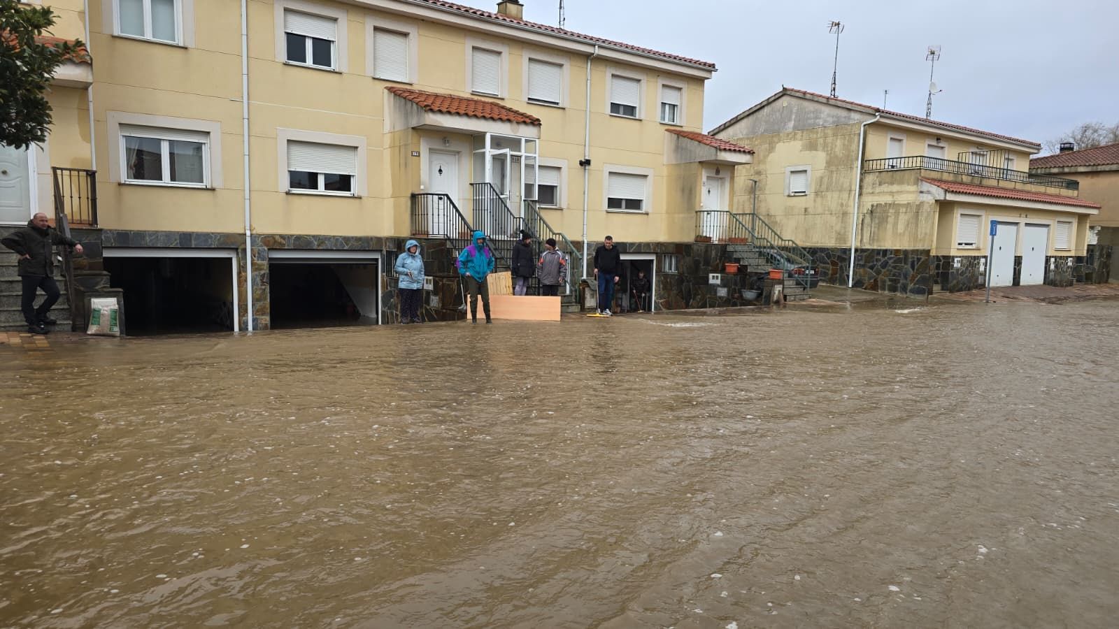 Inundación en Miranda de Azán