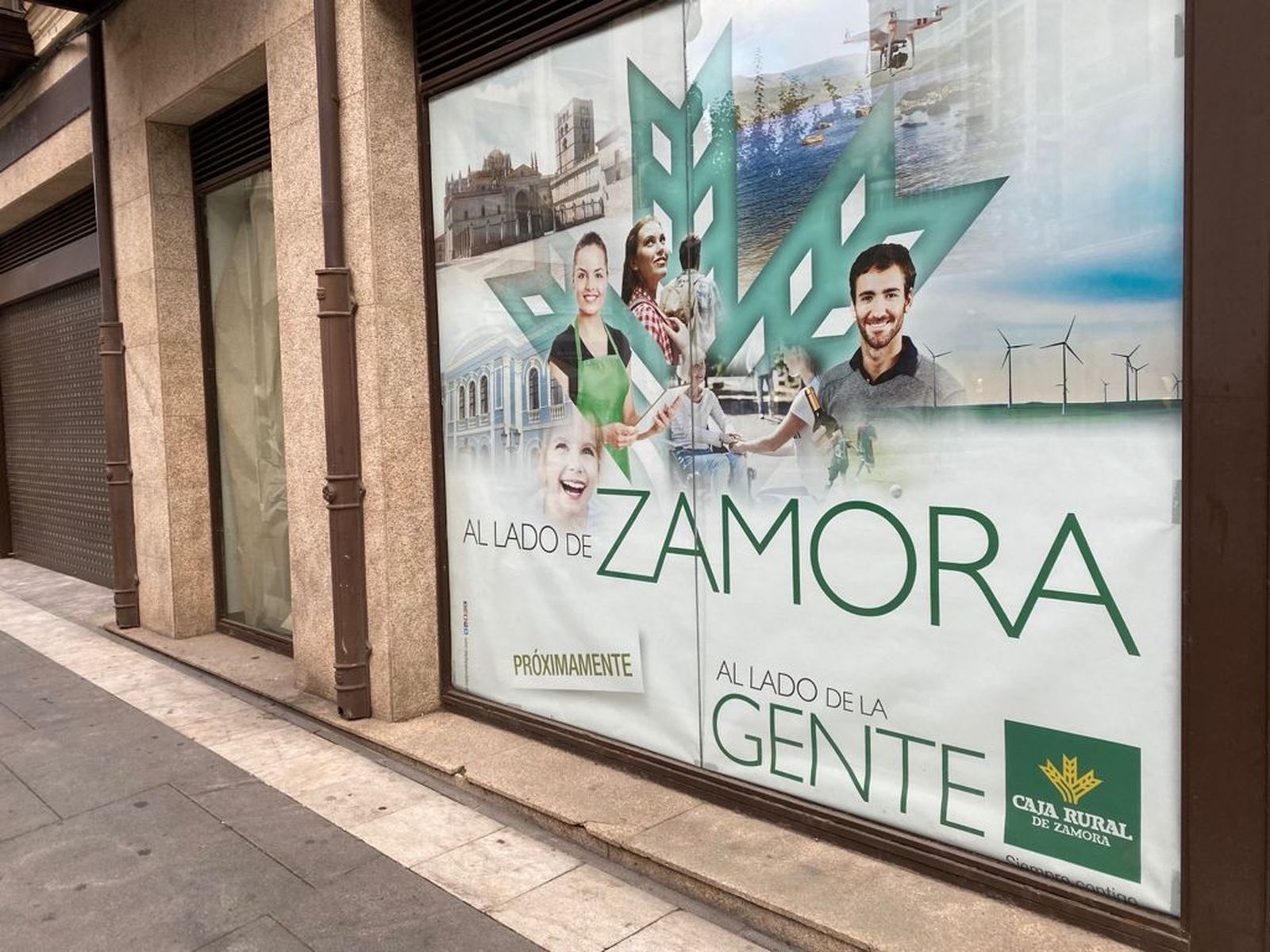 Anunico ubicado en el local de Sagasta