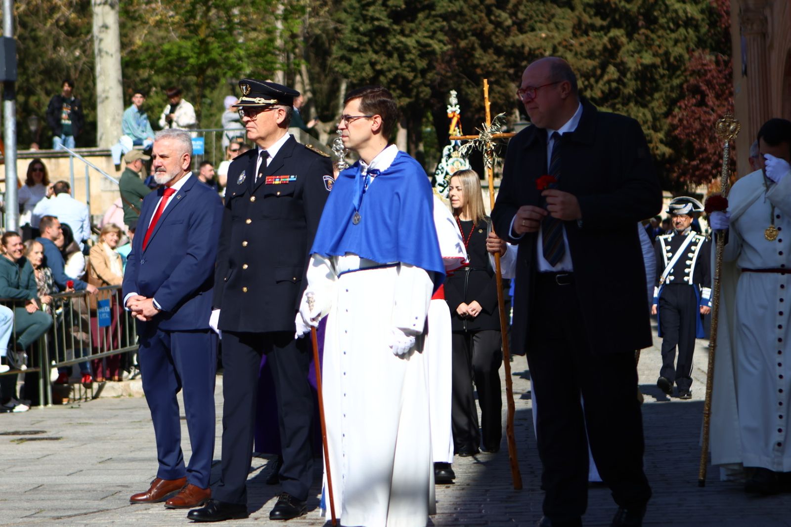 Procesión del encuentro de Nuestra Señora de la Alegría y Jesús Resucitado en el Domingo de Resurrección en Salamanca