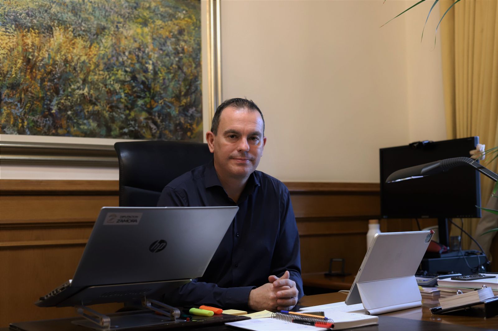 Francisco Requejo en un momento de la entrevista en su despacho Foto: María Lorenzo