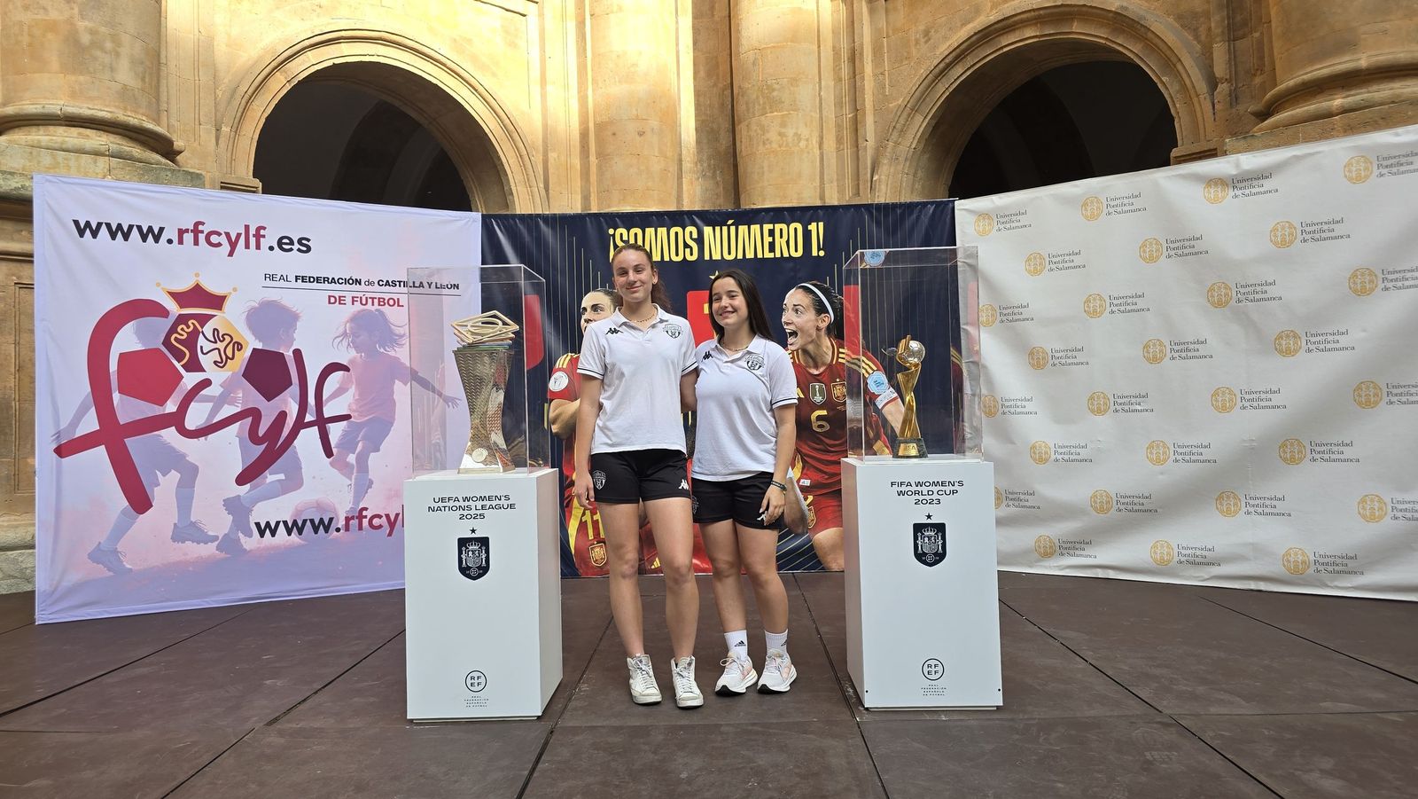Encuentro con la Selección Nacional Femenina de la Real Federación Española de Fútbol