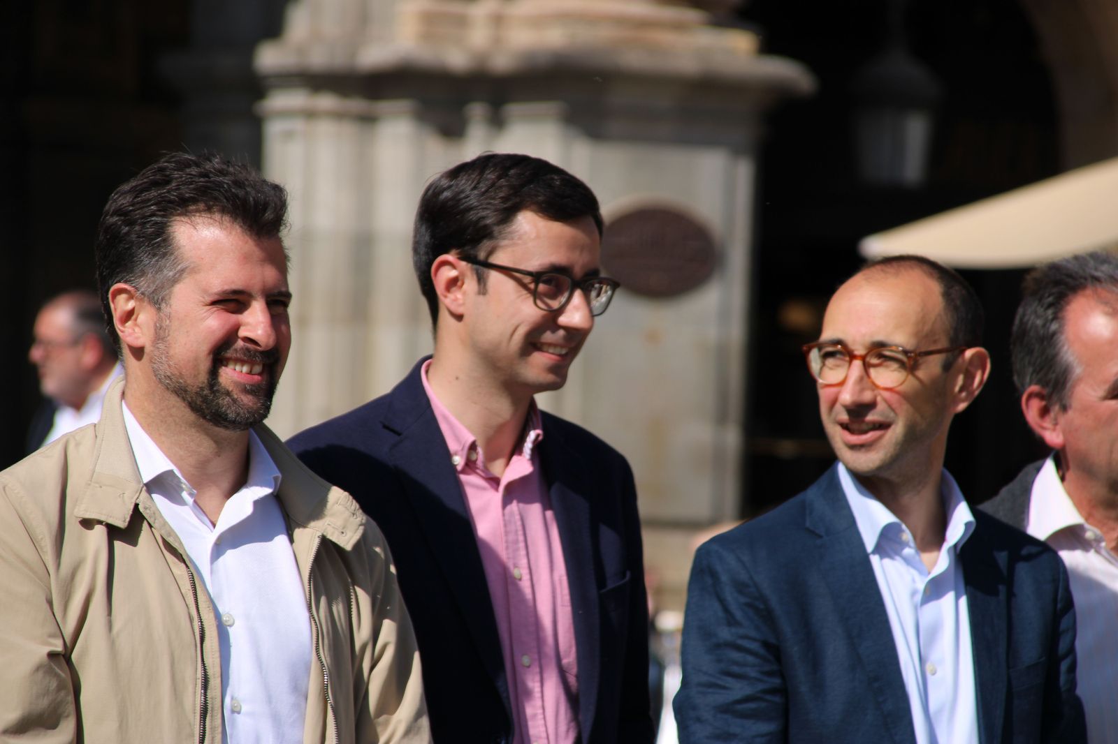 luis-tudanca-david-serrada-y-jose-luis-mateos-mantienen-un-encuentro-c-31